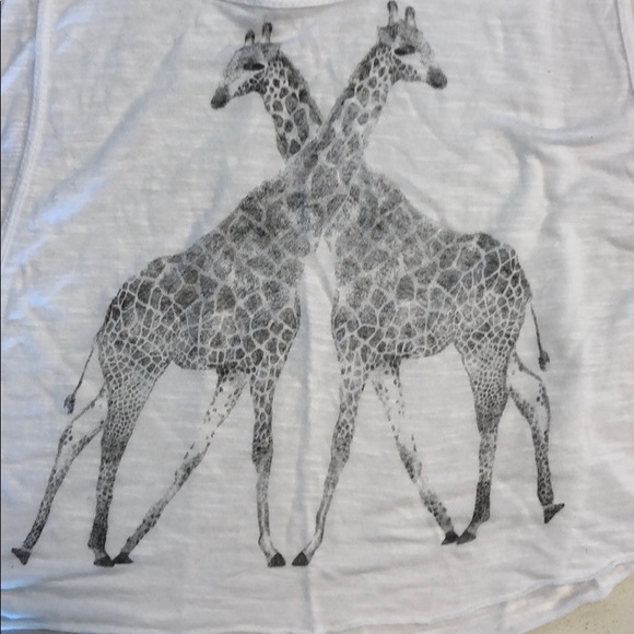 Emma & Sam Giraffe Top - Picture 2 of 6